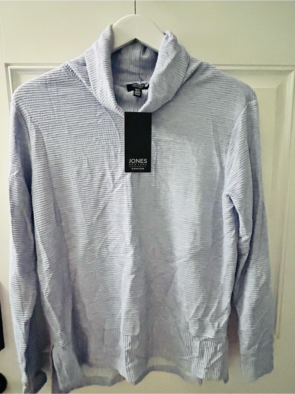 Jones New York Men’s Light Lavender Ribbed Turtleneck Sweater